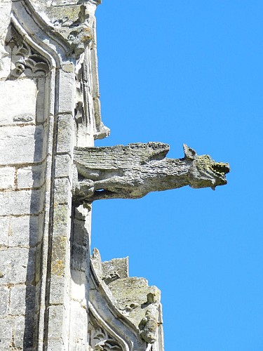 La façade de la Trinité à Vendôme