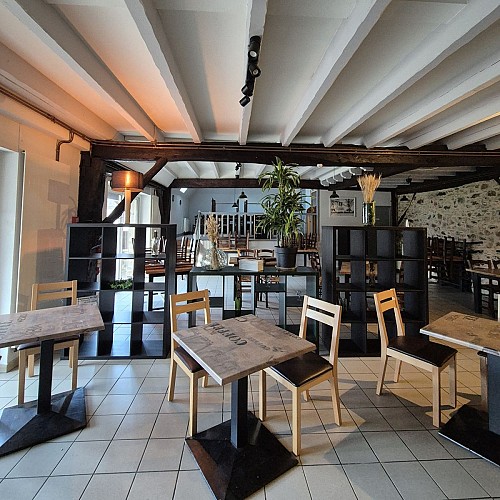 restaurant forges salle