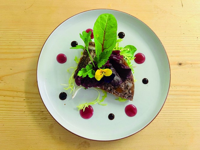 Rochechouart - restaurant l'Estaminet du Château 3