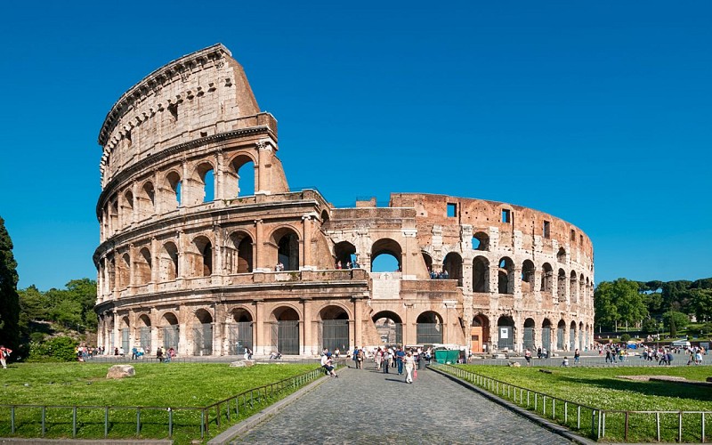 Hosted Entry to Colosseum, Palatine Hill & Roman Forum
