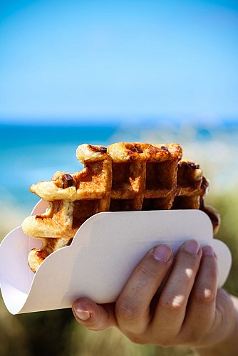 Artisan glacier Txomin