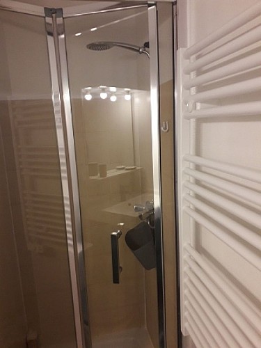 location_la_roche_posay_2_étoiles_Lemoen_rés_thermes (2).jpg_5