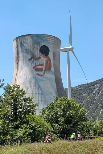 Outdoor guided tour of the Power Plant