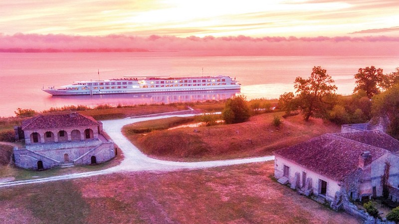 MS_Cyrano_de_Bergerac_cussac_fort_medoc_gironde1©François_Baudin_Agence_Austral
