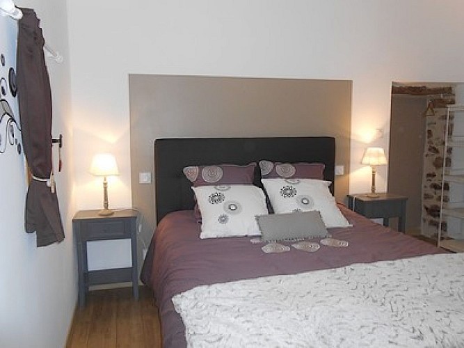 mauleon-gitesdespres2pax-chambre-sit.jpg_3