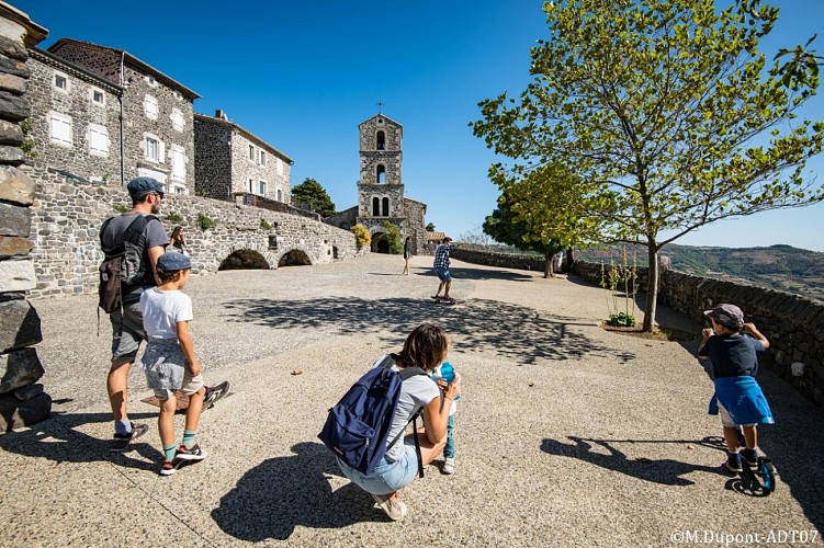 Eglise de Saint Laurent sous Coiron