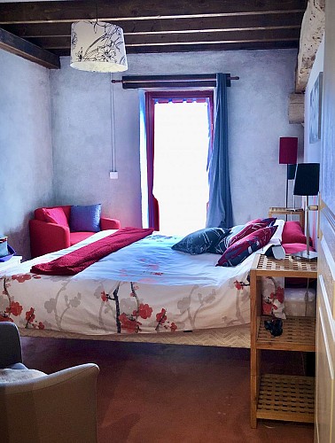 Gîte "Poule de Soie" - Domaine de la Madeleine