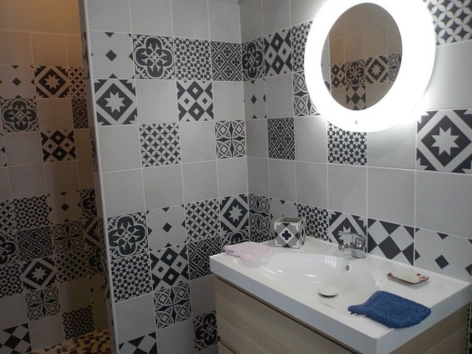 Atelier-chambre-2-douche