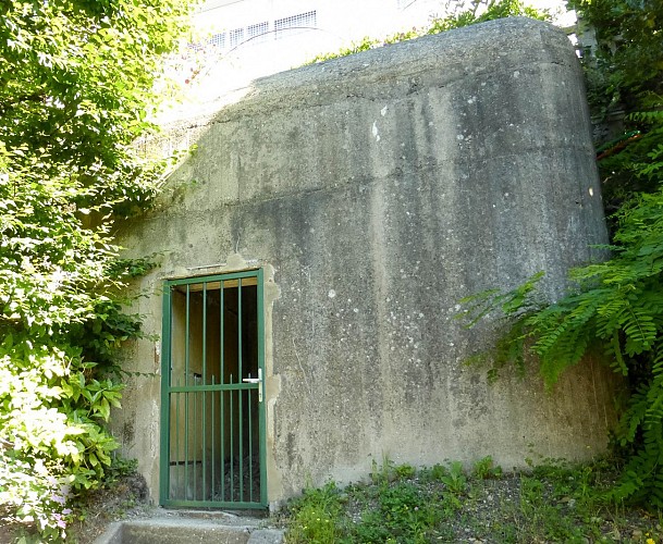 L'entrée du bunker