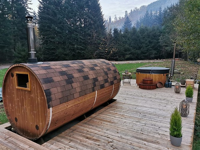 Le Spa des Jardins du Nideck avec sauna et bain nordique à Oberhaslach