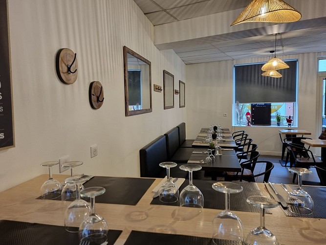 Restaurant Le Petit Salon ©LL OT Terres de Corrèze (8)