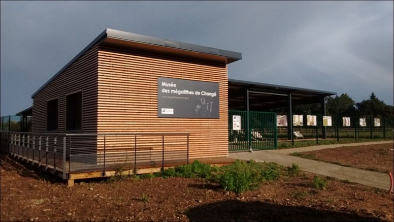 Musée des mégalithes de Changé