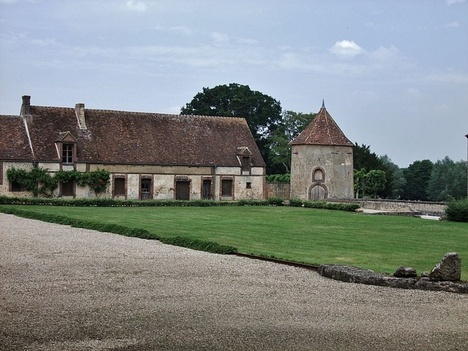 Château de Rueil-la-Gadelière (3)