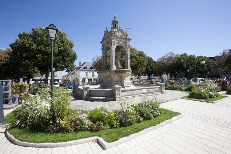 Fontaine Place du 18 Octobre