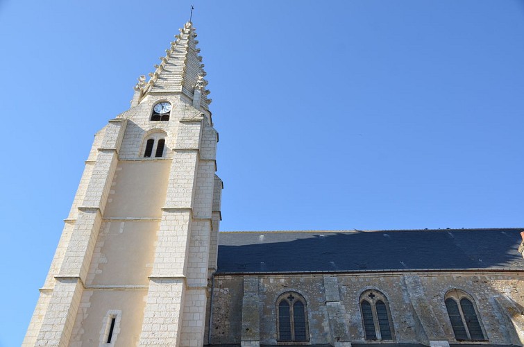 Saint-Valérien facade