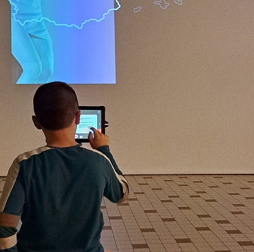 Micro - Folie à Valence en Poitou