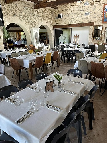 RESTAURANT « LA GRANGE DU HAMEAU DE VOUVANT »