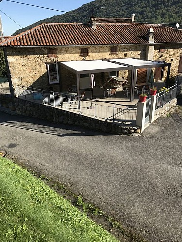 GUIDE - hotel auberge du cagire