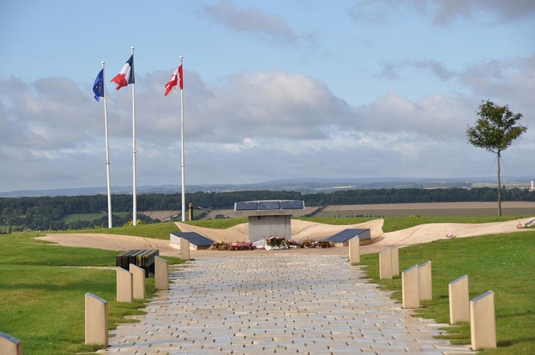 Mémorial de Cindais, cote 67