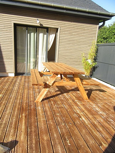 le-gite-de-la-chouette-terrasse-hattenville-mme-mille