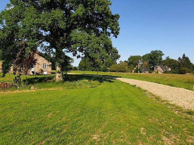 GÎTE DE LOUVEGAN, 12 À 14 PERS