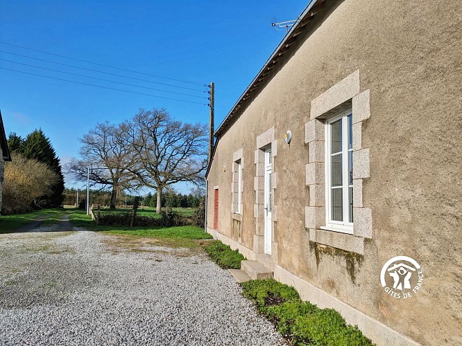 GÎTE LA CHARNIE, JUSQU'À 8 PERSONNES