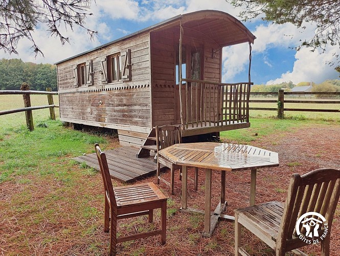 CHOUETTE ROULOTTE JUSQU'À 3 PERSONNES