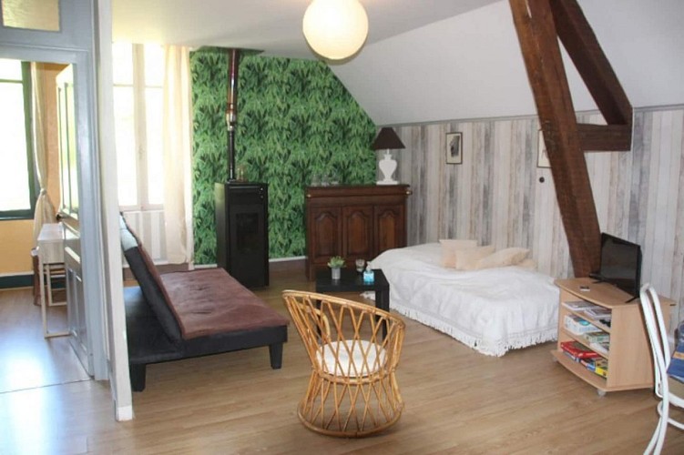 Suite dans les dépendances du Château de l'Augère