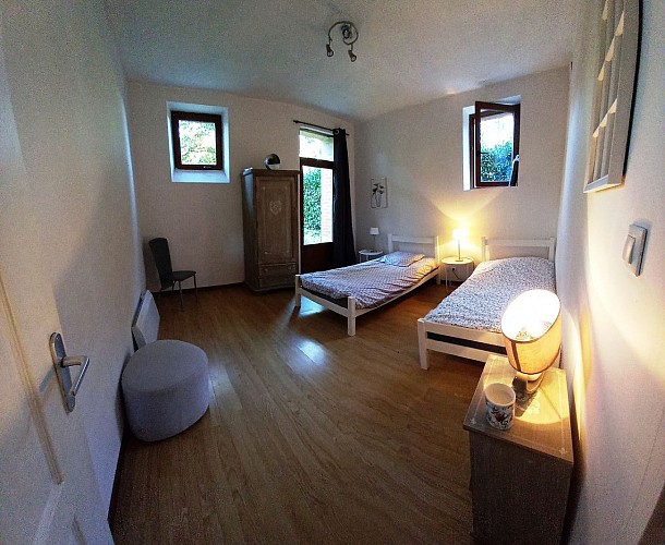 Suite dans le jardin du Château de l'Augère