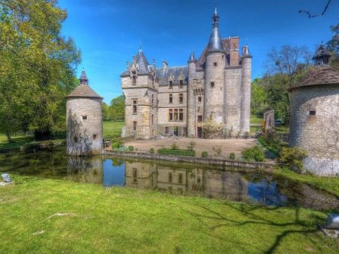Suite dans le jardin du Château de l'Augère