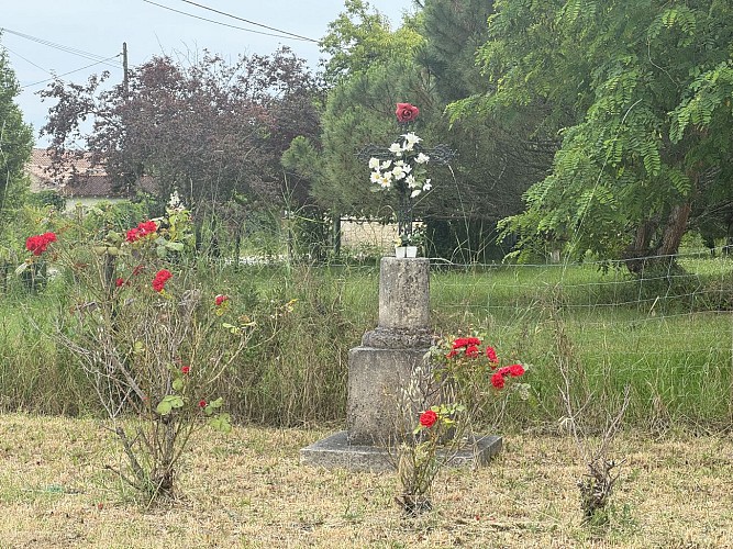 Croix de mission - M. Bariolade