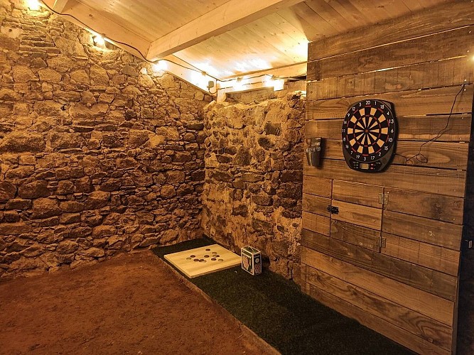 st-andre-sur-sevre-gite-la-parenthese-andresienne-cave-a-jeux