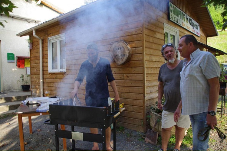 clupeau-barbecue