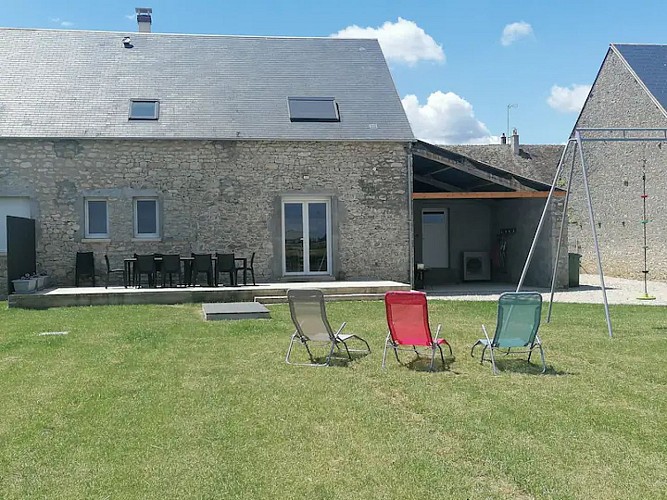 La grange de Binas_jardin 1