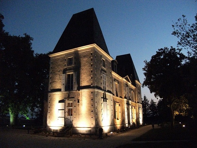 Château de Belle-vue Chambre Saint Louis