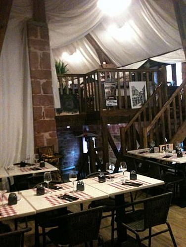 Restaurant Les Pierres Rouges