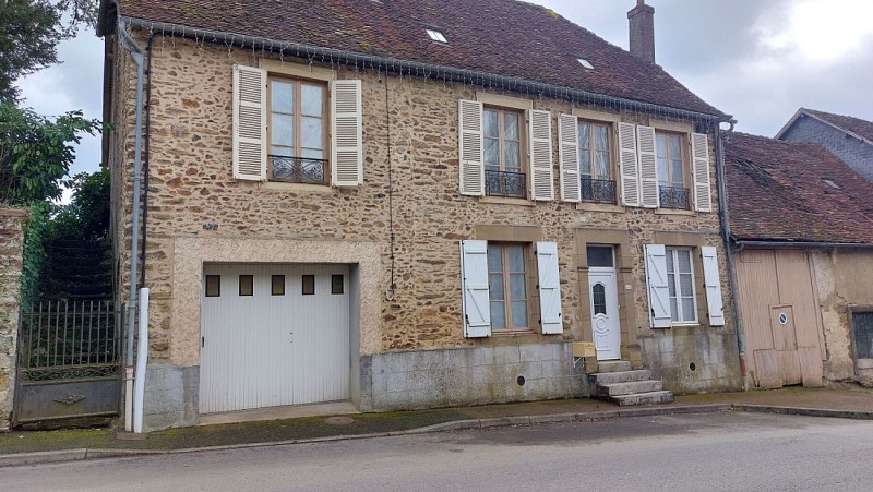 Façade BnB Maison de ville - Lubersac © L Golfier