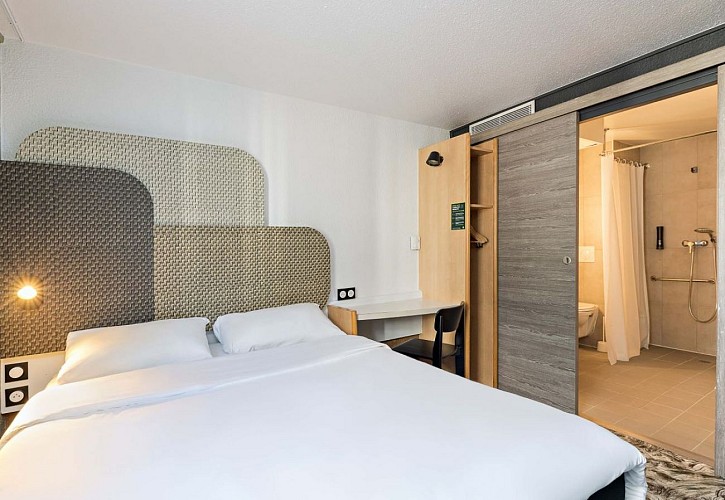 B&amp;B rive droite CH 1