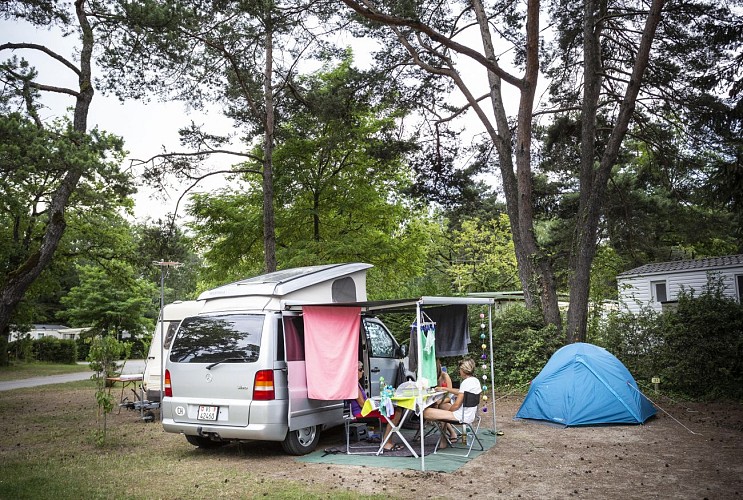 Camping La Pinède