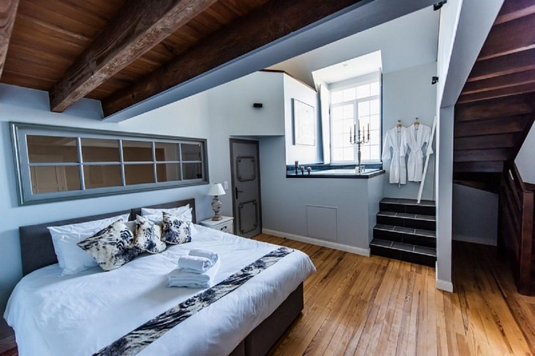 Locations au Château de Jalesnes