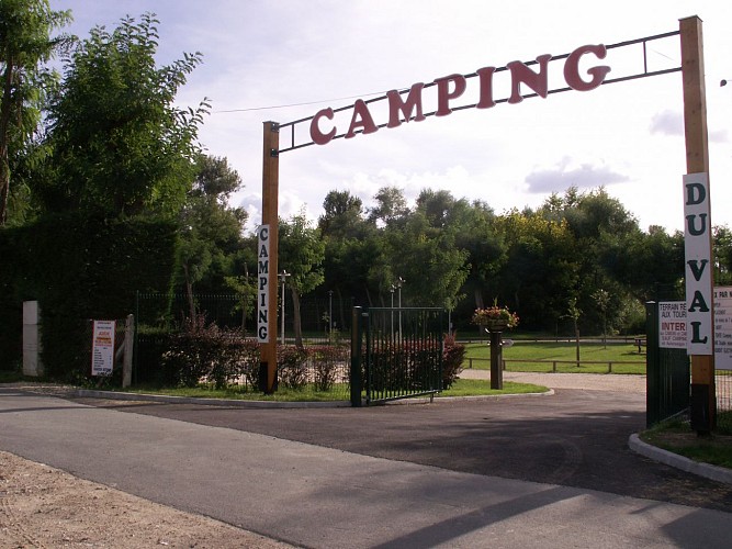 Bonny sur Loire-camping du val-entrée principale