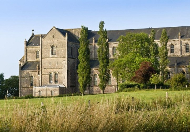 L'Abbaye de Montebourg (à proximité)