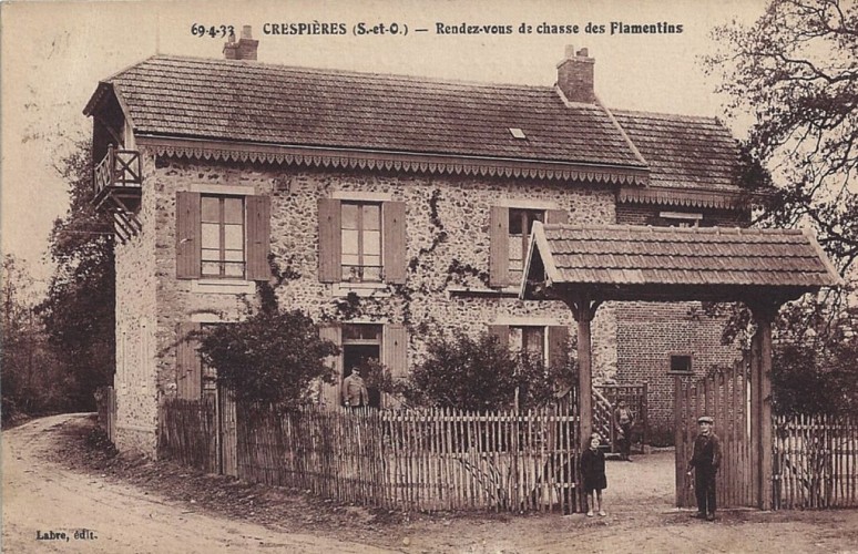 Le restaurant des routiers aujourd’hui Moretti  / La forêt des Flambertins