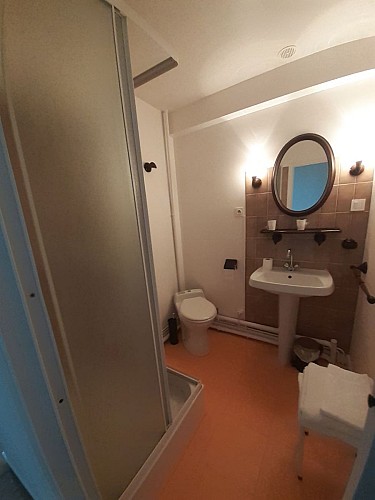 Chambre 3 - salle de bain