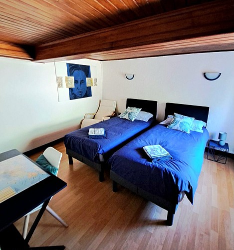 HLOAQU047V50KUOX_NICOLE_DARTAGNAN_PHOTO11