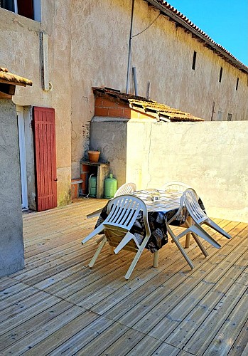 HLOAQU047V50KUOX_NICOLE_DARTAGNAN_PHOTO10