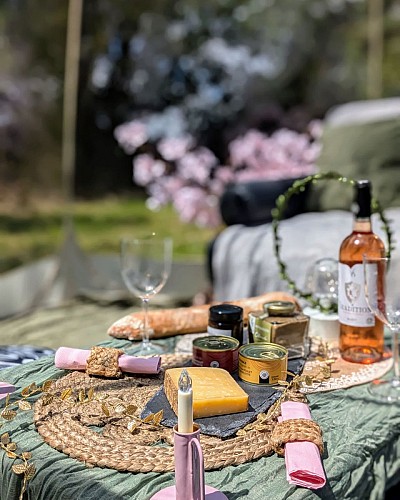 LOIAQU047V50L02E_Monbalen_InsolitePiqueNique_2_72dpi