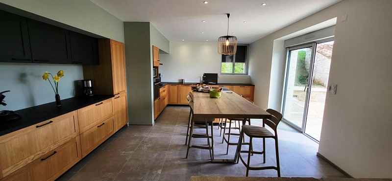 HLOAQU047V50KQIT-TAYRAC-Amandier-photo17