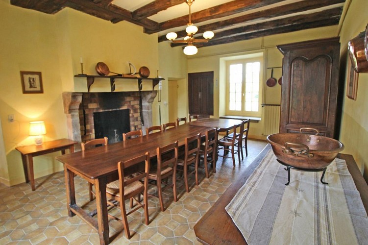 Gite des Hauts de Bosmie, commune de Bosmie L'Aiguille en Limousin - salle à manger_7