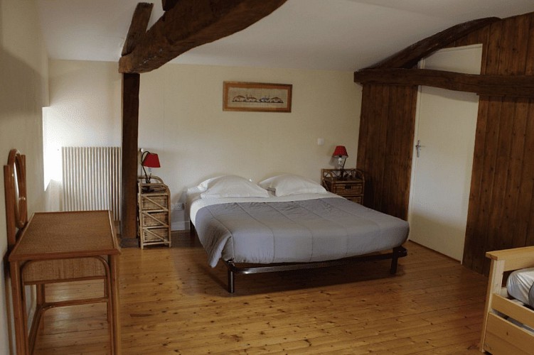 1920x1440_gite-cleveland-bay-chambre-4-domaine-de-dienne-41505
